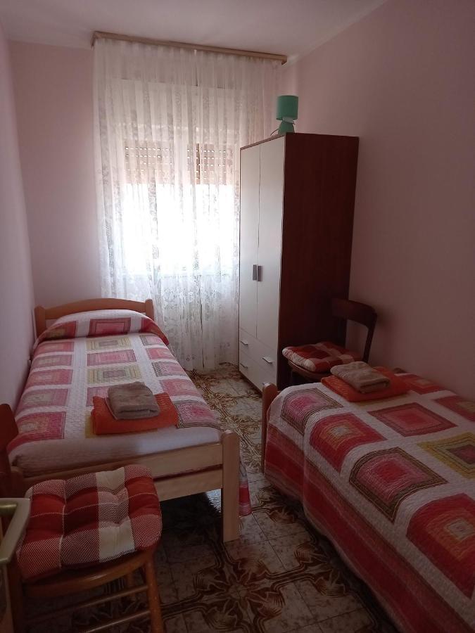 Apartment Parenzana Bibali 65 A 52460-Buje Exterior photo